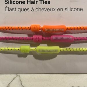 NWT Lululemon silicone hair ties